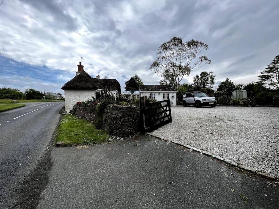 Holiday home Cosy Thatched Sleeps 6 Near Portscatho! Porthscatho
